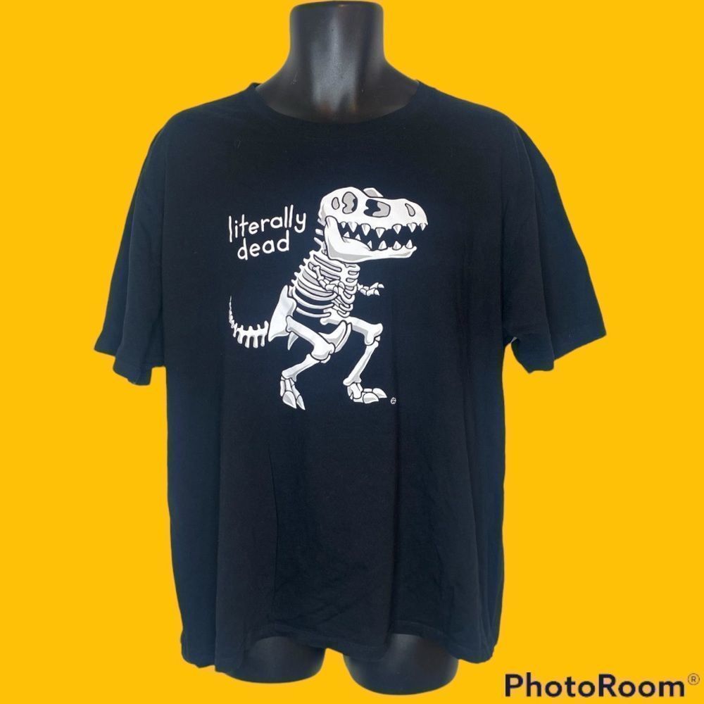 🦖3/30🦕 DINOSAUR TEE